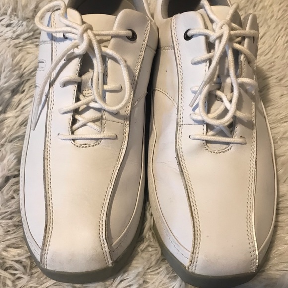 Clark’s Men’s leather white lace shoe - Picture 5 of 6
